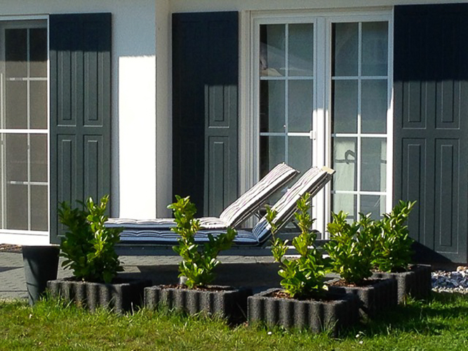 Liegen auf der Südterrasse von Ferienhaus Albatros