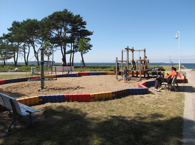 Spielplatz am Strand von Glowe